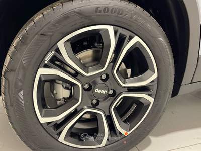 Jeep Avenger Avenger 1.2 110 CV MHEV Summit *TETTO APRIBILE* Nero usata Sava