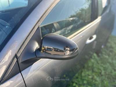 Lancia Ypsilon  - ypsilon 1.0 firefly hybrid silver s&s 70cv Grigio usata Legnano