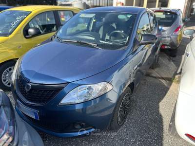Lancia Ypsilon  - ypsilon 1.0 firefly hybrid silver s&s 70cv Blu/Azzurro usata Roma