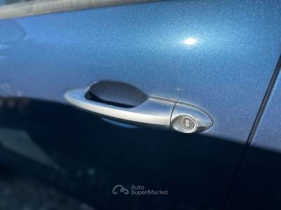 Lancia Ypsilon  - ypsilon 1.0 firefly hybrid silver s&s 70cv 5p.ti Blu/Azzurro usata Roma