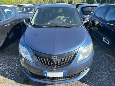 Lancia Ypsilon  - ypsilon 1.0 firefly hybrid silver s&s 70cv 5p.ti Blu/Azzurro usata Roma