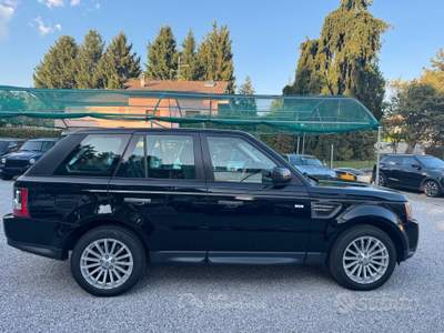 Land Rover Range Rover Sport Range Sport 3.0 SDV6 SE Nero usata Bulgarograsso