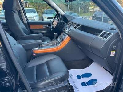 Land Rover Range Rover Sport Range Sport 3.0 SDV6 SE Nero usata Bulgarograsso