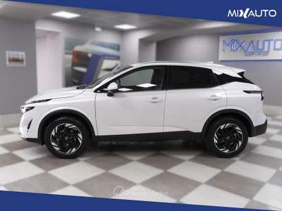 Nissan Qashqai 1.3 MHEV N-Connecta 2WD 158CV xtronic Bianco usata Latina