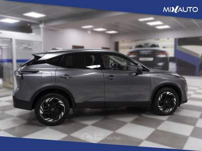 Nissan Qashqai 1.3 MHEV N-Connecta 2WD 158CV xtronic Grigio usata Latina