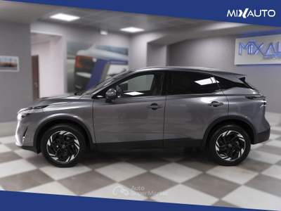 Nissan Qashqai 1.3 MHEV N-Connecta 2WD 158CV xtronic Grigio usata Latina