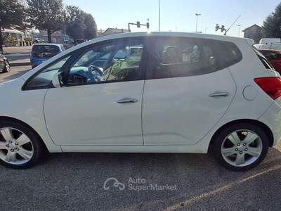 Kia Venga KIA Venga 1.6 CRDi VGT TX Commercianti Bianco usata Spilimbergo