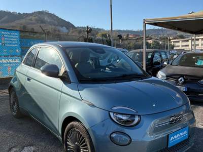 Fiat 500 Fiat 500e 3+1 La Prima Blu/Azzurro usata Pozzuoli