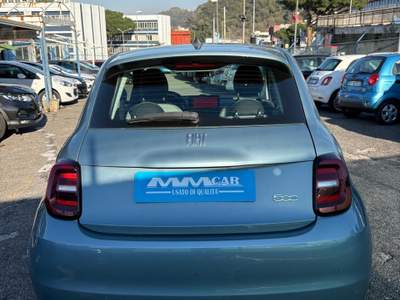 Fiat 500 Fiat 500e 3+1 La Prima Blu/Azzurro usata Pozzuoli