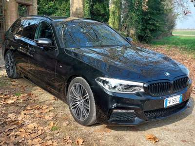 BMW Serie 5 520d BMW 520d Tourig M Sport Nero usata Scandiano