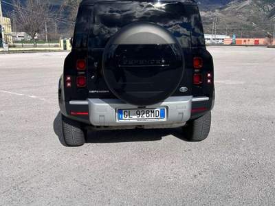Land Rover Defender 90 3.0d i6 mhev X-Dynamic SE awd 200cv auto usata Bastia Umbra
