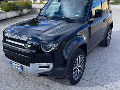 Land Rover Defender 90 3.0d i6 mhev X-Dynamic SE awd 200cv auto usata Bastia Umbra