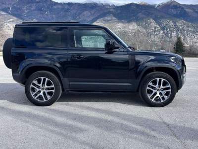 Land Rover Defender 90 3.0d i6 mhev X-Dynamic SE awd 200cv auto usata Bastia Umbra