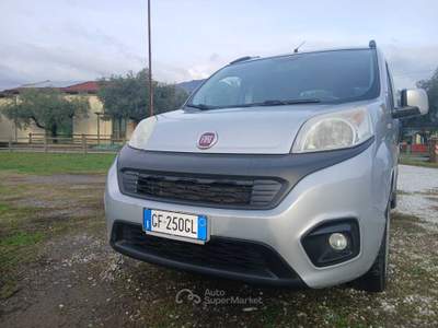 Fiat QUBO neopatentati, unico proprietario Argento usata Massa