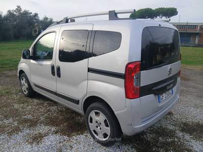 Fiat QUBO neopatentati, unico proprietario Argento usata Massa