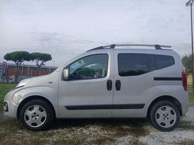 Fiat QUBO neopatentati, unico proprietario Argento usata Massa