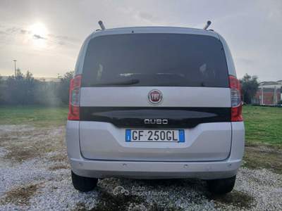 Fiat QUBO neopatentati, unico proprietario Argento usata Massa