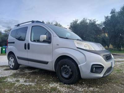 Fiat QUBO neopatentati, unico proprietario Argento usata Massa