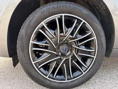 Lancia Ypsilon Ypsilon 1.0 firefly hybrid gold s&s 70cv Grigio usata Venezia