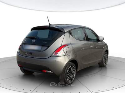 Lancia Ypsilon Ypsilon 1.0 firefly hybrid gold s&s 70cv Grigio usata Venezia