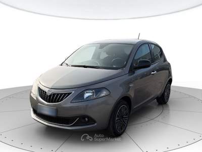 Lancia Ypsilon Ypsilon 1.0 firefly hybrid gold s&s 70cv Grigio usata Venezia