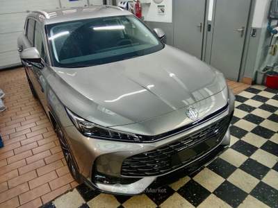 MG HS HEV  224cv Luxury Grigio usata Melegnano