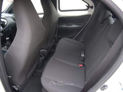 Toyota Aygo 1.0 VVT-i 72 CV 5 porte Active KM Zero Bianco usata Cologno Monzese