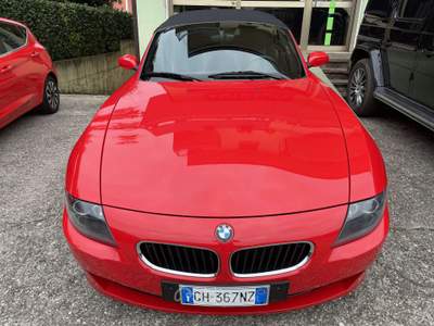 BMW Z4 Z4 Crimson Red Roadster 2.0i Manuale Sport Pack Rosso usata Nave