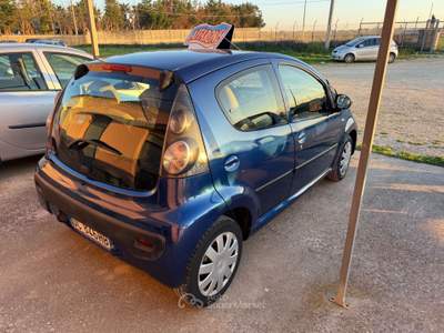 Peugeot 107 5p. Plaisir Blu/Azzurro usata LUCERA