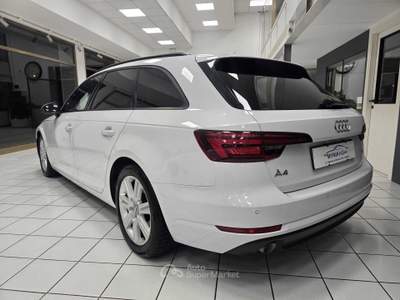 Audi A4 122 CV S tronic Design Bianco usata Rovigo