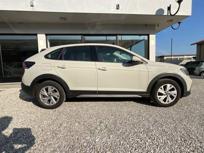 Volkswagen Taigo DSG Life Beige usata Tricesimo