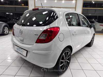 Opel Corsa F.AP. 5 porte Elective Bianco usata Rovigo