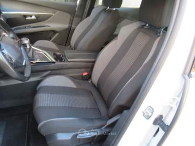 Peugeot 3008 S&S Allure Bianco usata Striano