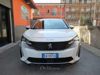Peugeot 3008 S&S Allure Bianco usata Striano