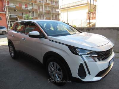 Peugeot 3008 S&S Allure Bianco usata Striano