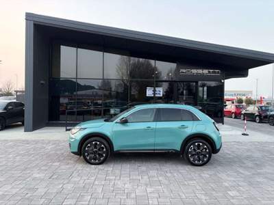 Fiat 600 Hybrid DCT MHEV La Prima ANCHE NEOPATENTATI Blu/Azzurro usata Russi