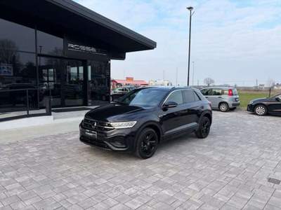 Volkswagen T-Roc 2.0 TDI R-Line DSG 150 CV Nero usata Russi