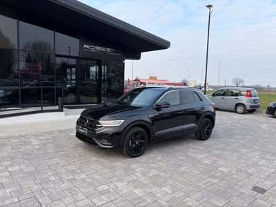 Volkswagen T-Roc 2.0 TDI R-Line DSG 150 CV Nero usata Russi