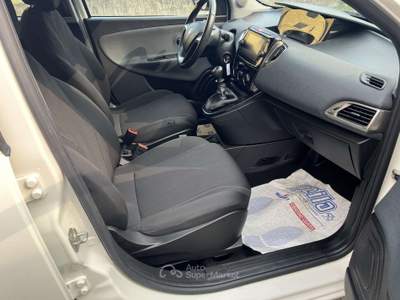 Lancia Ypsilon 1.0 70cv Gold - NO VINCOLI! Bianco usata Almese