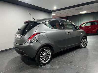 Lancia Ypsilon 1.3 MJT 16V 95 CV 5 porte S&S Gold Grigio usata Atena lucana