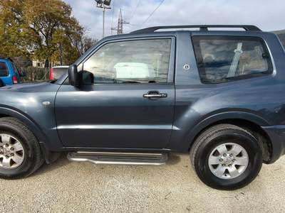 Mitsubishi Pajero 3p 3.2 tdi 16v di-d usata Gubbio