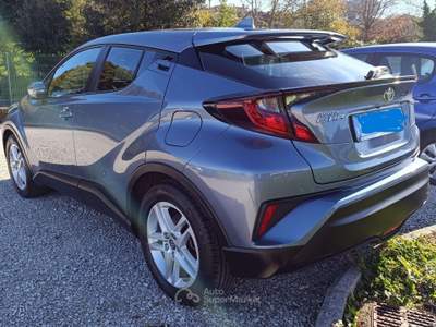 Toyota C-HR C-HR I 2020 1.8h Active e-cvt Blu/Azzurro usata Bracciano