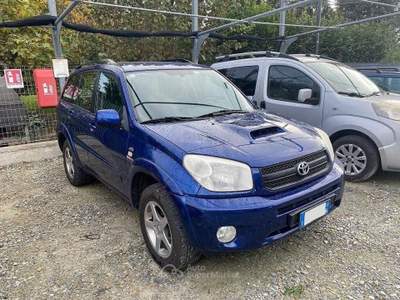 Toyota RAV4 2.0 Tdi D-4D cat 5 porte Sol Blu/Azzurro usata Pinerolo