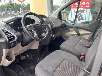 Ford Tourneo Custom 310 2.0 TDCi 130CV aut. PC Trend Grigio usata Pinerolo