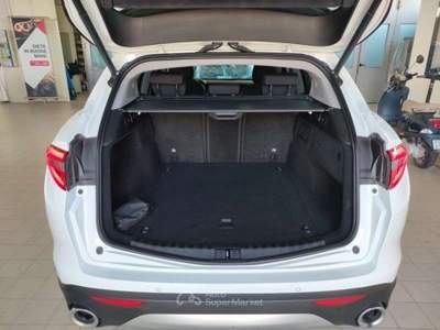 Alfa Romeo Stelvio Stelvio 2.2 t Ti Q4 190cv auto VETTURA IN ARRIVO Bianco usata Trevi