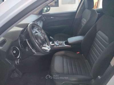 Alfa Romeo Stelvio Stelvio 2.2 t Ti Q4 190cv auto VETTURA IN ARRIVO Bianco usata Trevi