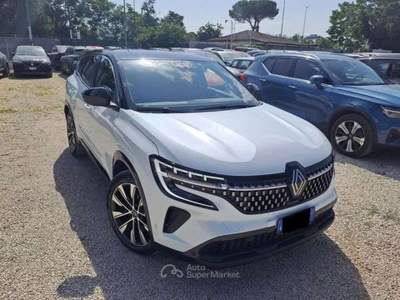 Renault Austral Austral 2023 1.2 E-Tech full hybrid Techno 200cv Bianco usata Trevi