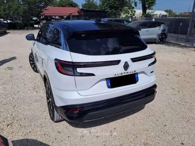 Renault Austral Austral 2023 1.2 E-Tech full hybrid Techno 200cv Bianco usata Trevi