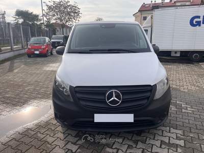 Mercedes-Benz Vito in ottime condizioni generali Bianco usata Vittuone