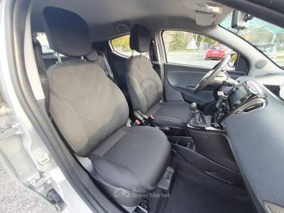 Lancia Ypsilon Lancia Ypsilon GPL Ecochic Gold Grigio usata Cumiana